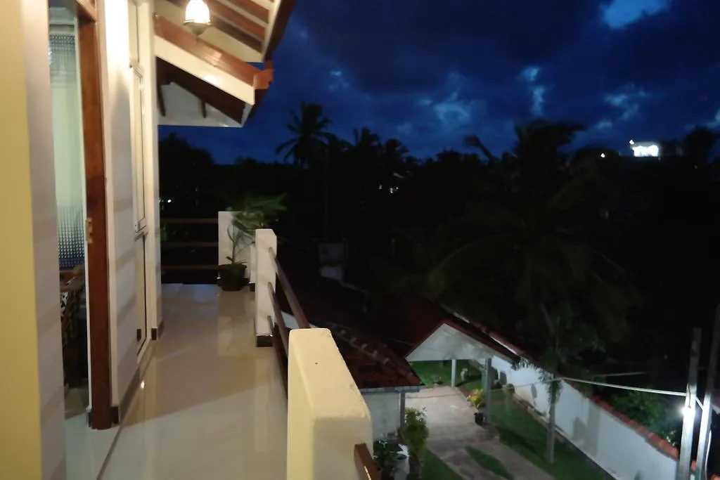 Romeo And Juliet Guest House Negombo